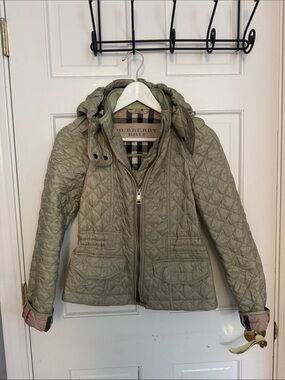 Burberry Quilted Hooded Jacket in Sage Green